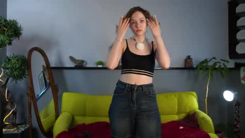 Snapshot of brunaeveritt chatting on 05-12-26, 02:14 Tess online show from 05-12-26, 02:14