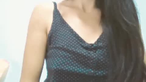 Snapshot of brunela chatting on 11-12-25, 09:53 brunela online show from 11-12-25, 09:53