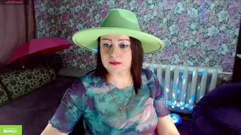 Julia online show from 04-22-26, 08:32