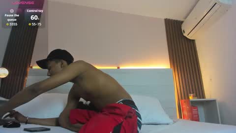 Luis online show from 09-12-25, 03:28