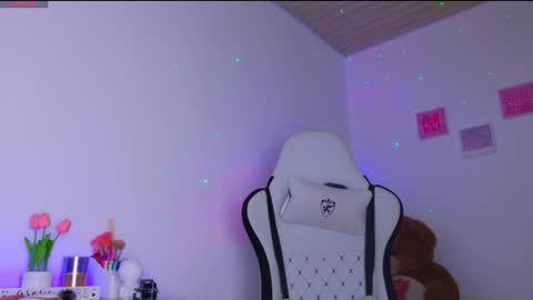 SARAH  online show from 12-03-25, 05:15