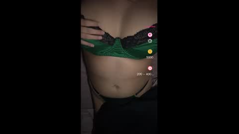 Snapshot of brunettebaddie99 chatting on 12-17-25, 08:09 Brunettebaddie99 online show from 12-17-25, 08:09