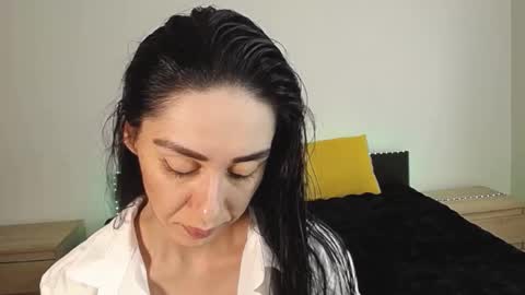 Ellis online show from 03-12-25, 05:46