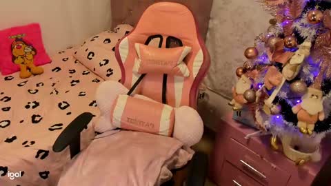 Brenda online show from 12-16-24, 01:31