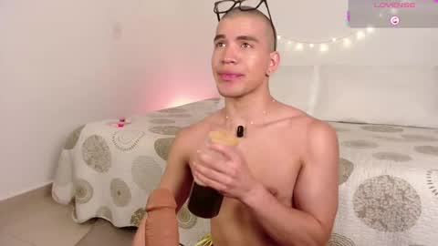 Bruno online show from 12-22-25, 11:40