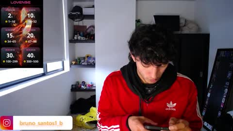 Bruno  online show from 04-06-26, 12:17