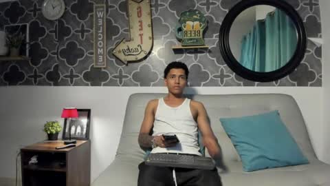 Snapshot of bruno_snow chatting on 04-10-26, 04:06 bruno_snow online show from 04-10-26, 04:06