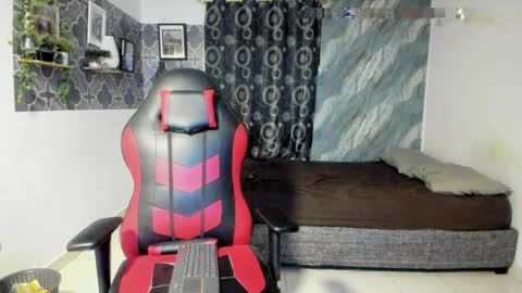 Snapshot of bruno_snow chatting on 04-24-26, 03:53 bruno_snow online show from 04-24-26, 03:53