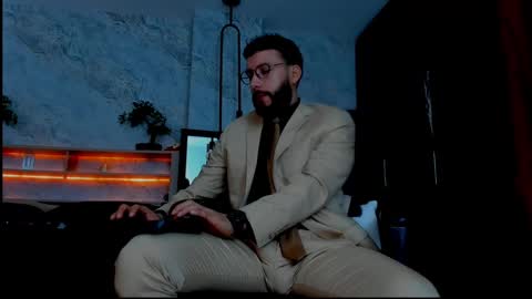 Andres Suarez online show from 03-03-25, 05:18