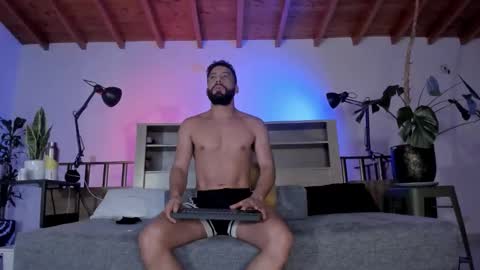 Snapshot of bruno_woods chatting on 02-03-26, 12:42 Andres Suarez online show from 02-03-26, 12:42