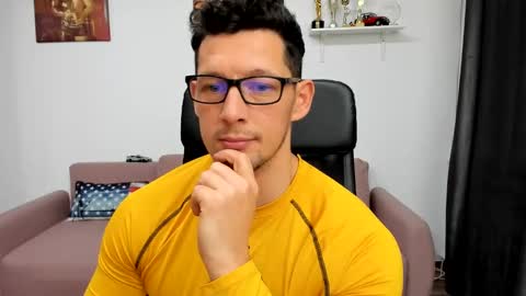 Snapshot of brutusk1 chatting on 12-10-24, 10:17 Brutus K online show from 12-10-24, 10:17