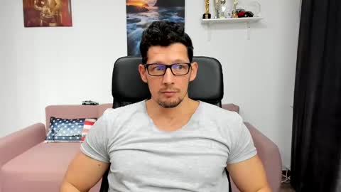 Snapshot of brutusk1 chatting on 01-03-25, 03:22 Brutus K online show from 01-03-25, 03:22