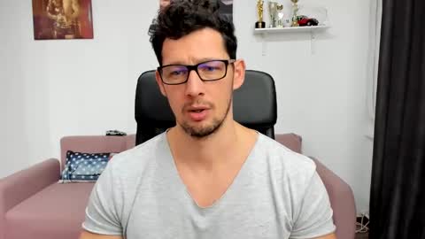 Snapshot of brutusk1 chatting on 01-06-25, 11:40 Brutus K online show from 01-06-25, 11:40