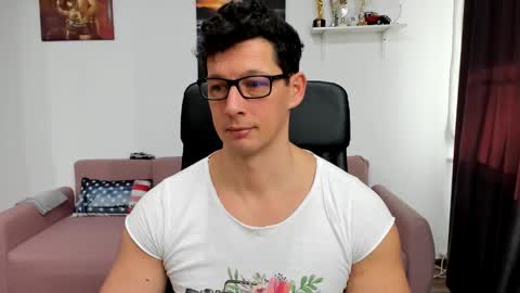 Snapshot of brutusk1 chatting on 01-08-25, 08:38 Brutus K online show from 01-08-25, 08:38