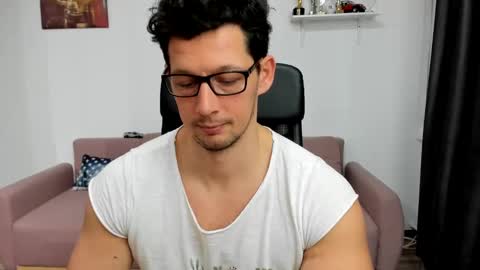 Snapshot of brutusk1 chatting on 01-17-25, 06:57 Brutus K online show from 01-17-25, 06:57