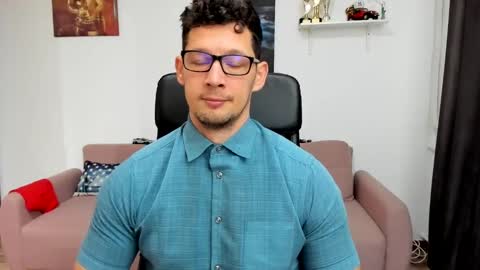 Snapshot of brutusk1 chatting on 02-18-25, 06:59 Brutus K online show from 02-18-25, 06:59