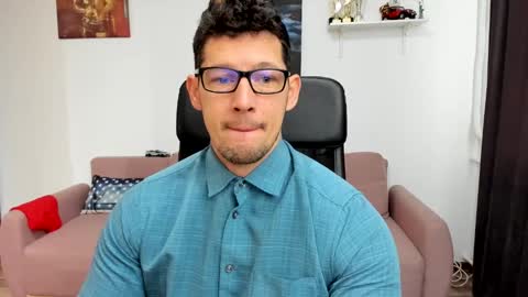 Snapshot of brutusk1 chatting on 02-19-25, 07:17 Brutus K online show from 02-19-25, 07:17