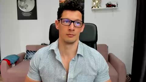 Snapshot of brutusk1 chatting on 03-06-25, 01:14 Brutus K online show from 03-06-25, 01:14