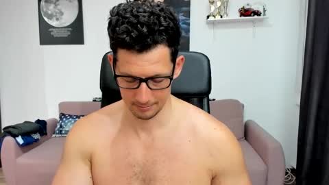 Snapshot of brutusk1 chatting on 03-10-25, 01:21 Brutus K online show from 03-10-25, 01:21