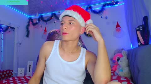 BRYAM INDEPENDENT MODEL online show from 12-21-24, 03:25