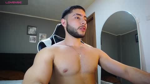 Snapshot of bryan_oficials chatting on 12-28-24, 12:57 bryan_oficials online show from 12-28-24, 12:57