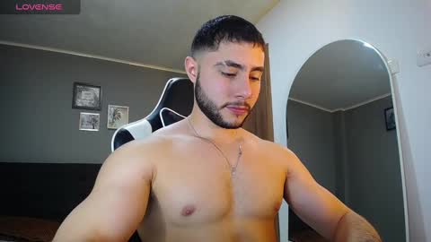 Snapshot of bryan_oficials chatting on 12-30-24, 12:00 bryan_oficials online show from 12-30-24, 12:00