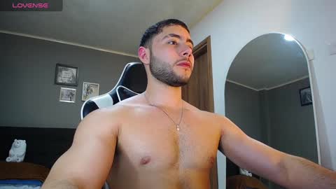 Snapshot of bryan_oficials chatting on 01-08-25, 12:38 bryan_oficials online show from 01-08-25, 12:38