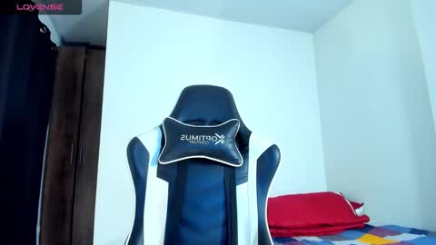 Snapshot of bryan_oficials chatting on 09-25-25, 04:16 bryan_oficials online show from 09-25-25, 04:16