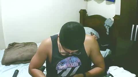 Snapshot of bryanbendy chatting on 12-02-25, 06:30 bryanbendy online show from 12-02-25, 06:30