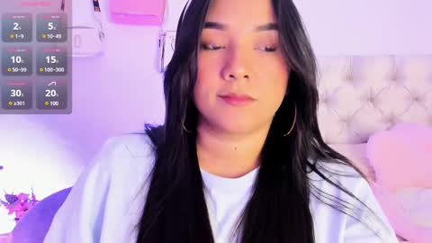 Carly     online show from 02-11-25, 01:20