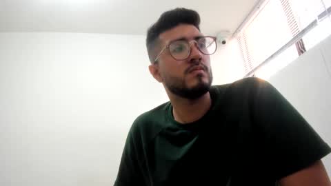 Snapshot of bryperez chatting on 03-10-25, 10:13 bry online show from 03-10-25, 10:13