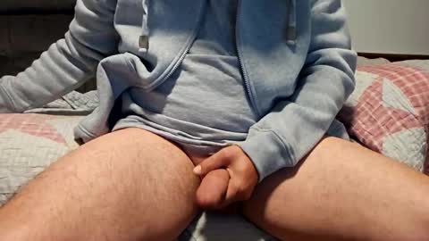 Snapshot of brytown4200 chatting on 11-15-25, 01:51 brytown4200 online show from 11-15-25, 01:51