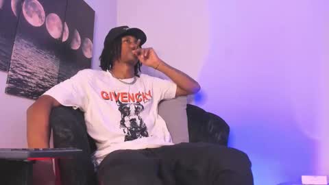 Snapshot of bryxxxon1 chatting on 09-12-25, 03:01 Bryxon online show from 09-12-25, 03:01