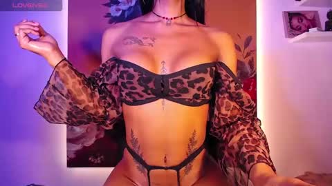 samm online show from 11-23-25, 05:18