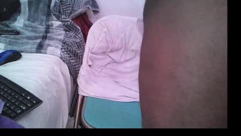 Snapshot of bsniz01for1 chatting on 11-14-25, 02:38 bsniz01for1 online show from 11-14-25, 02:38