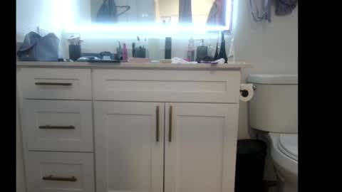 Queen Lola XXX online show from 04-18-26, 04:27