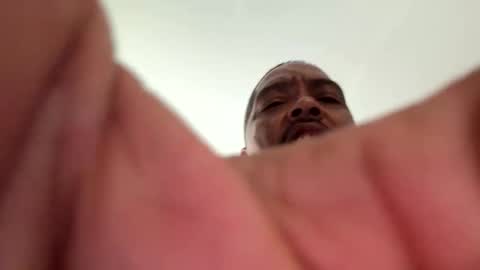 bubbleazzhere online show from 10-22-25, 08:30