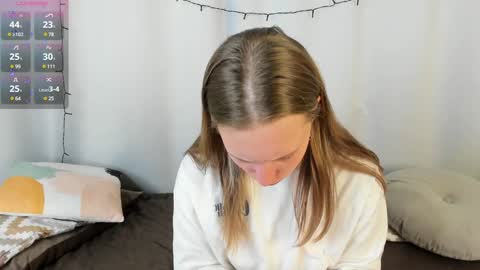 Sabrina  online show from 12-31-24, 04:06