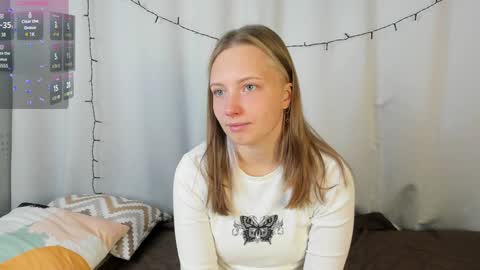 Sabrina  online show from 01-09-25, 04:41