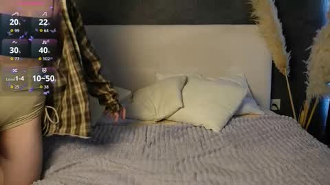 Sabrina  online show from 10-07-25, 04:20