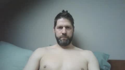 Snapshot of bubblebee1982 chatting on 03-10-26, 06:29 bubblebee1982 online show from 03-10-26, 06:29