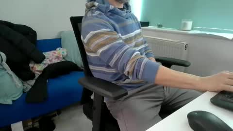 Snapshot of bubblebumdave chatting on 02-05-25, 01:00 Bubblebum online show from 02-05-25, 01:00