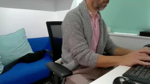 Snapshot of bubblebumdave chatting on 09-23-25, 12:19 Bubblebum online show from 09-23-25, 12:19