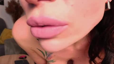 MayaCroft online show from 04-27-26, 01:42