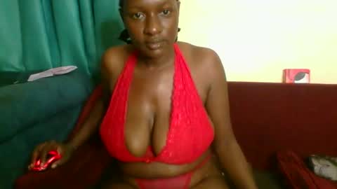 Snapshot of bubblie_bae chatting on 11-04-25, 06:29 Bobbie online show from 11-04-25, 06:29