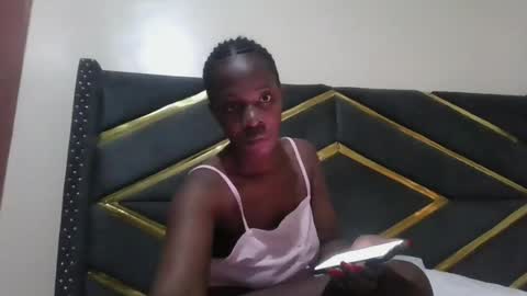 Bobbie online show from 06-15-26, 03:42