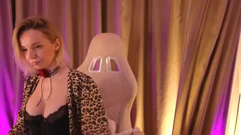 bubbling_crush online show from 02-14-25, 02:28