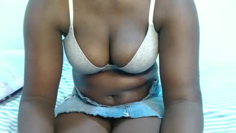 bubbly_ass30 online show from 11-21-25, 04:16