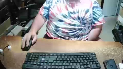 Snapshot of bucku2 chatting on 10-14-25, 10:10 Bucku2 online show from 10-14-25, 10:10