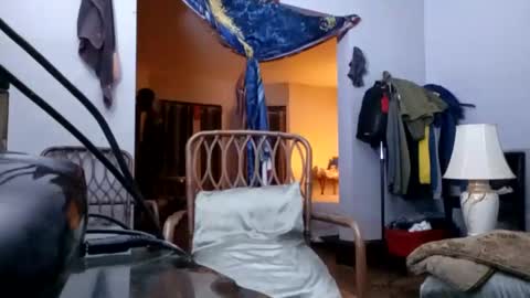 Snapshot of buddylovex chatting on 10-09-25, 03:37 buddylovex online show from 10-09-25, 03:37